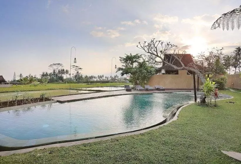 Hostelli Kabinawa Ubud Villas By Pramana Villas