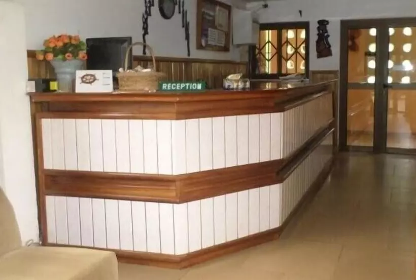 Hotelli Boy Boison Elite