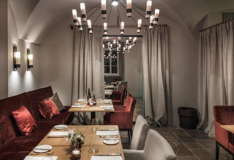 فندق Chateau Clara Futura