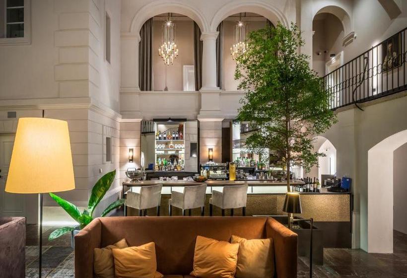 فندق Chateau Clara Futura