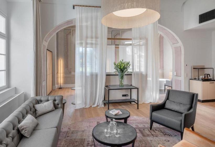 فندق Chateau Clara Futura