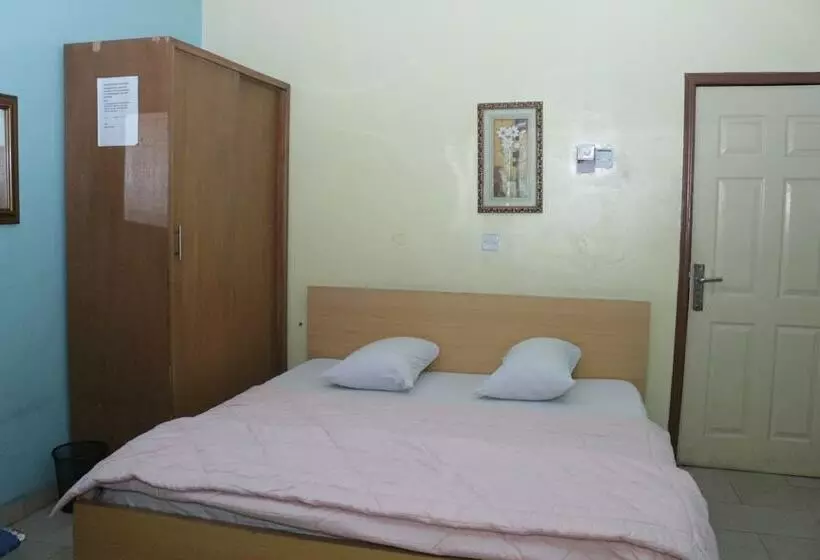 Emerald Hotel Annex