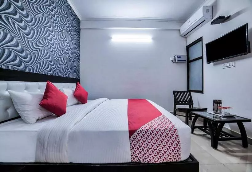 Hotelli O Crown Residency