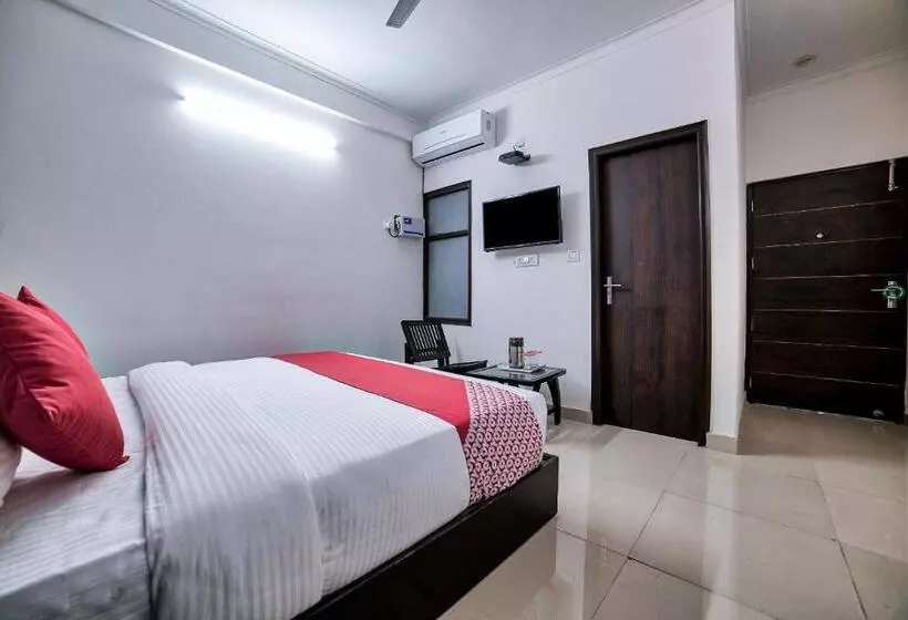 Hotelli O Crown Residency