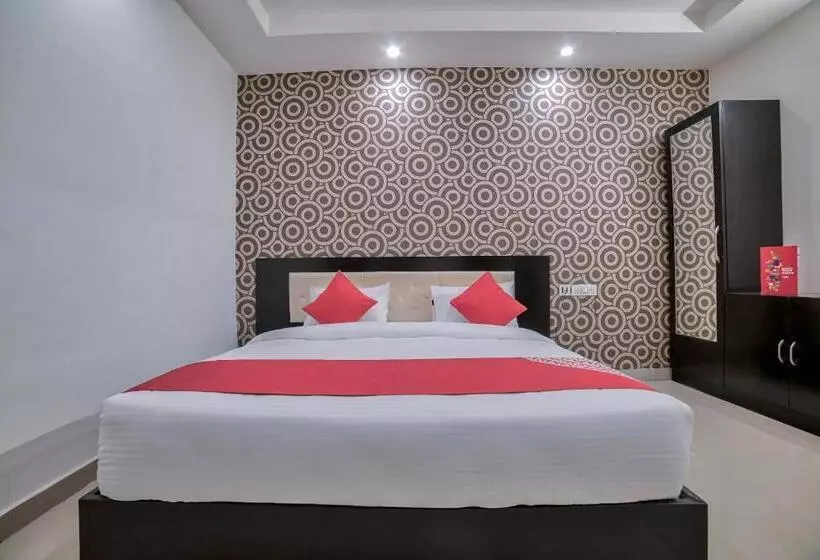 Hotelli O Crown Residency