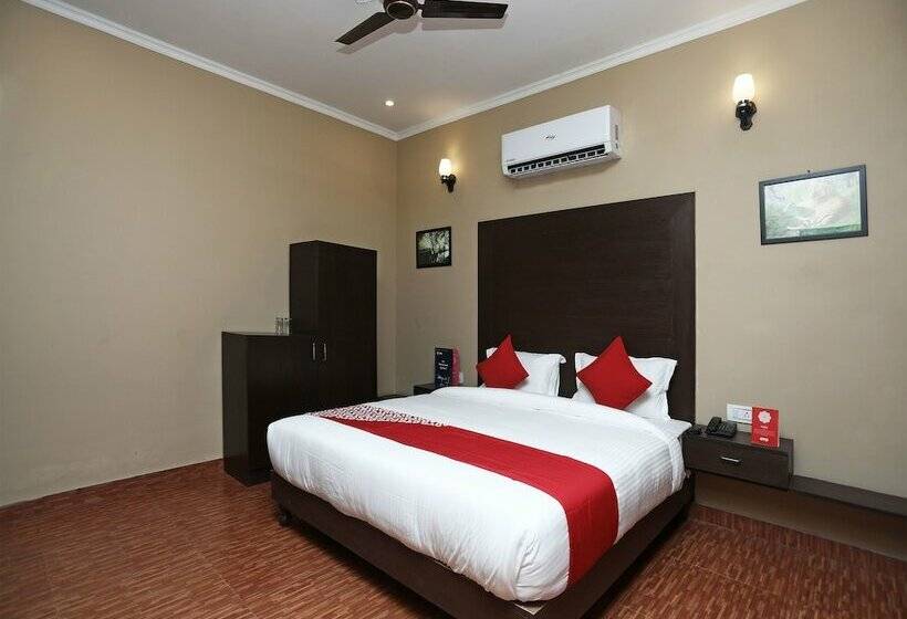 فندق Madhuban Resort