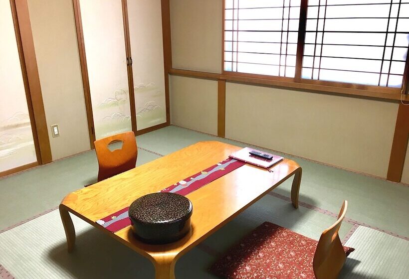 בית מלון כפרי Nonohana Yakeyamaso