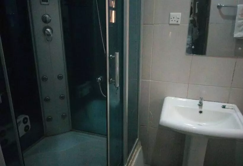 Peak Court Hotels