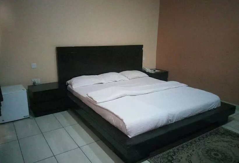 Peak Court Hotels