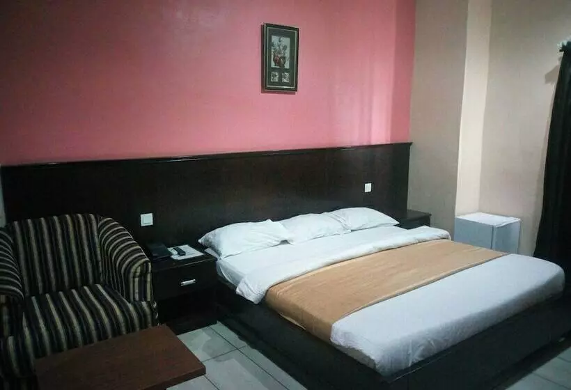 Peak Court Hotels