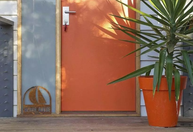 Smith Beach Getaways Beachwood House