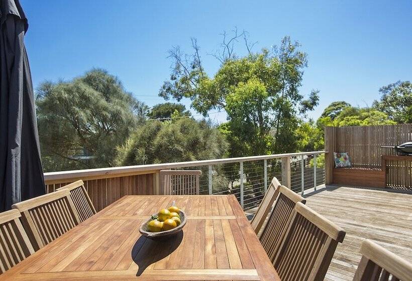 Smith Beach Getaways Beachwood House