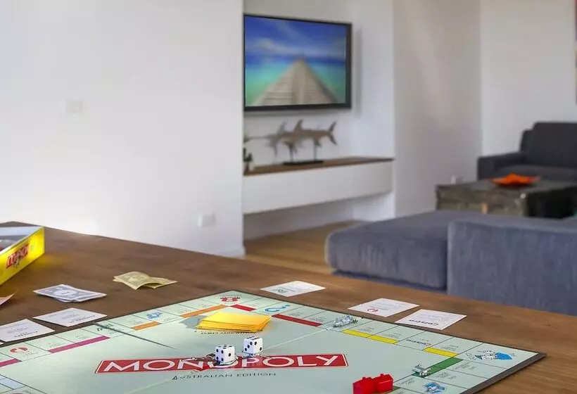 Smith Beach Getaways Beachwood House