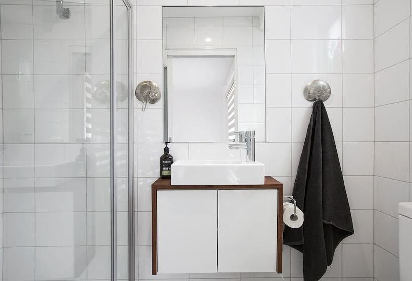 Smith Beach Getaways Beachwood House