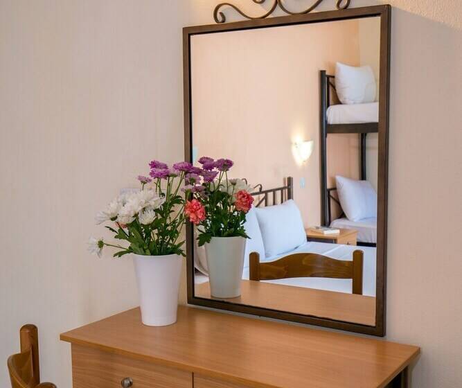 Famelia Studios Lampiris