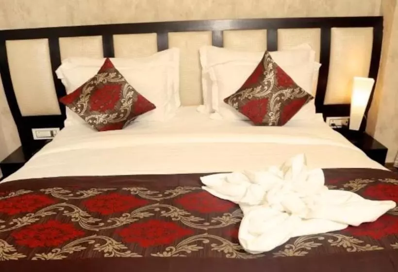 Suncity Hotel & Restaurant