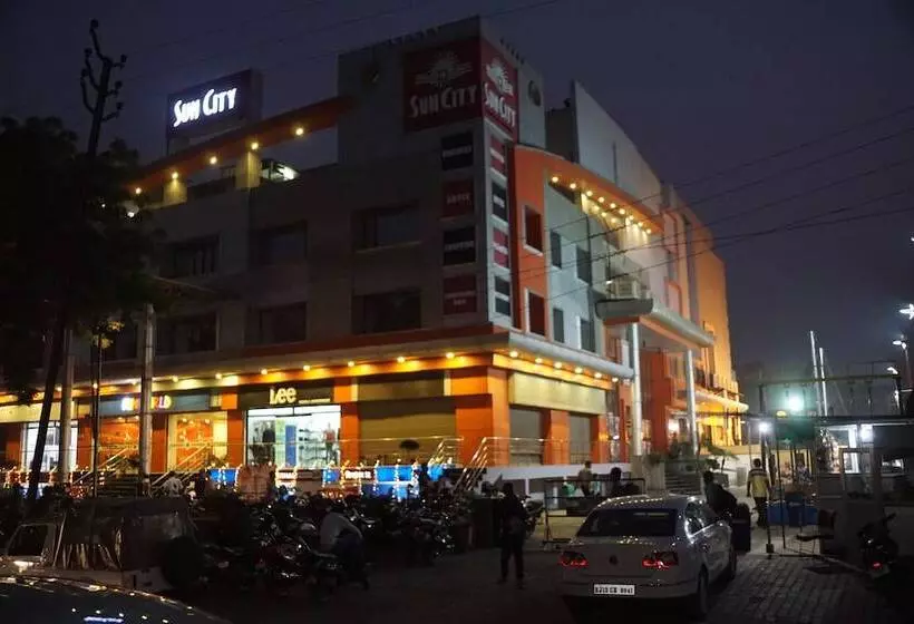 Suncity Hotel & Restaurant