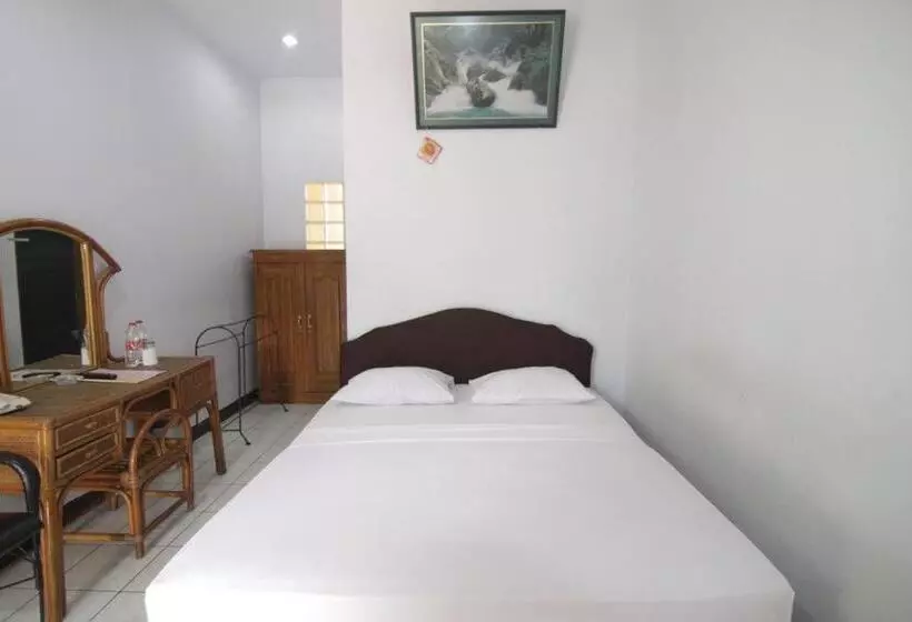 Aamiaismajoitus (B&B) Grand Ciwareng Inn Hotel And Resort