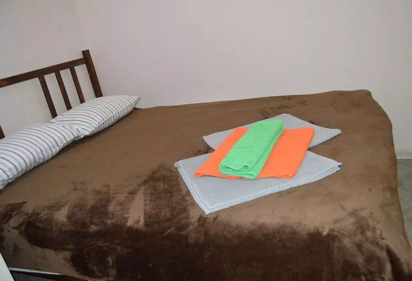 Eburg Hotel   Hostel