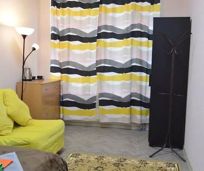 Eburg Hotel   Hostel