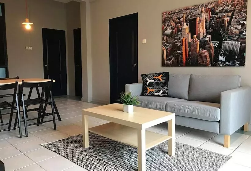 Elopura Vacation Apartment