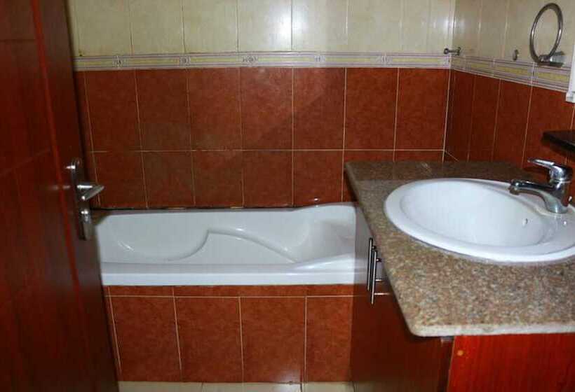 هتل 1804 Boutique