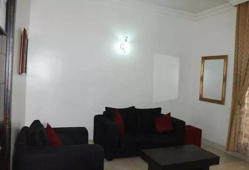 هتل 1804 Boutique