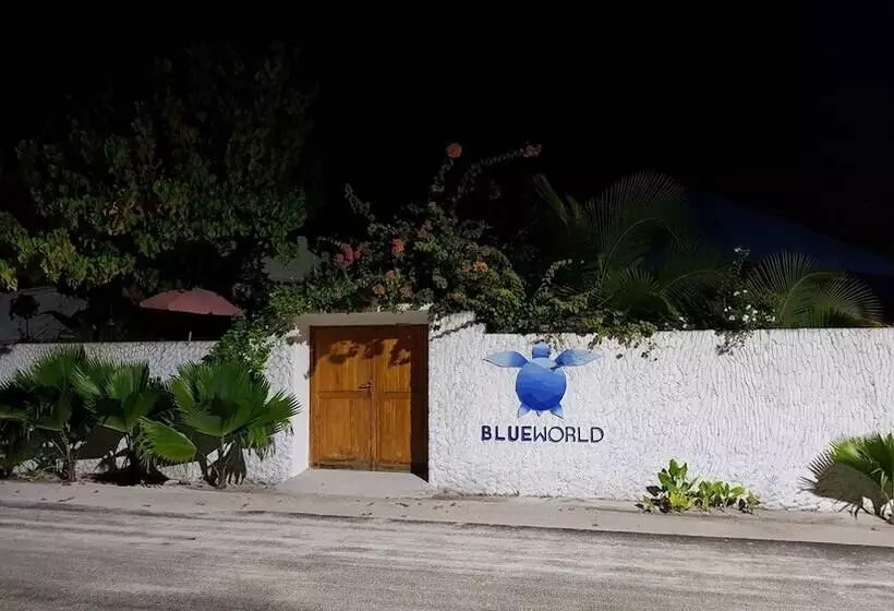 هتل Blue World Dharavandhoo
