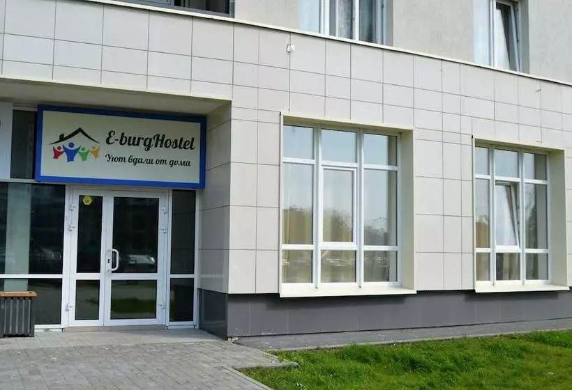 Eburg Hotel   Hostel