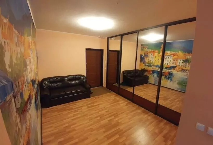 Eburg Hotel   Hostel