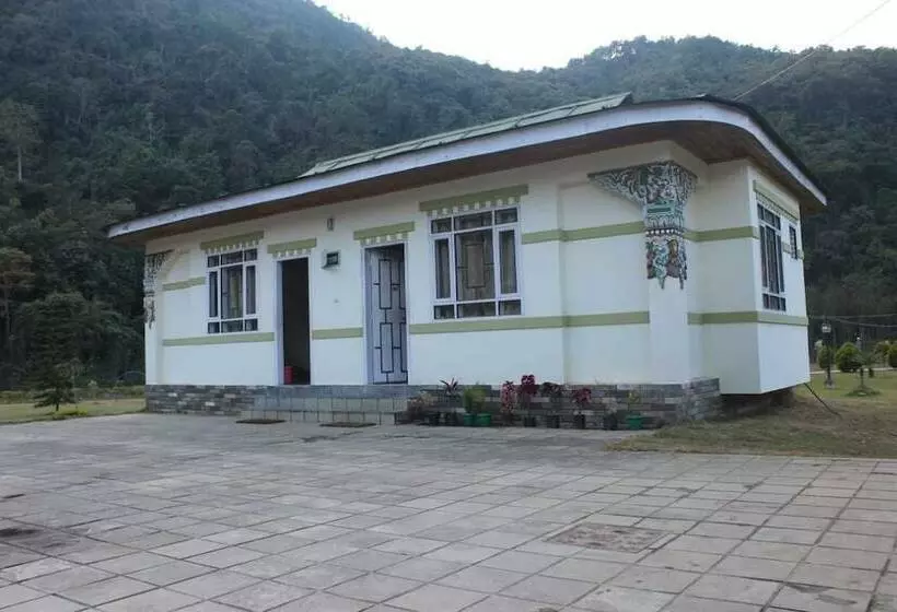 ホテル Golden Mahseer Riverside Resort
