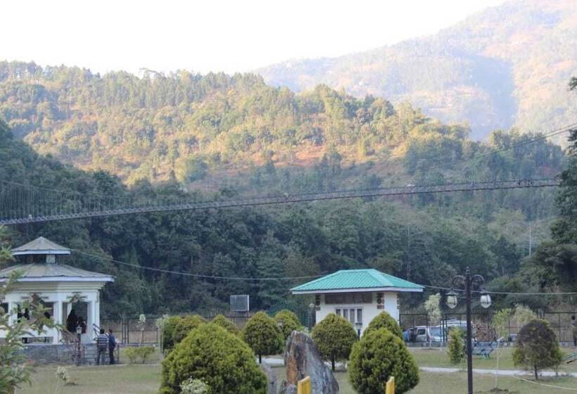 فندق Golden Mahseer Riverside Resort