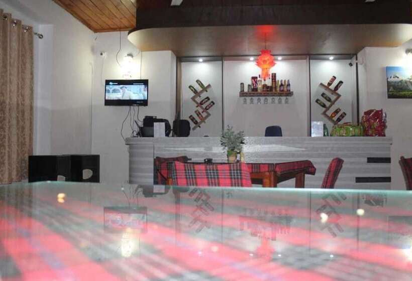 فندق Golden Mahseer Riverside Resort