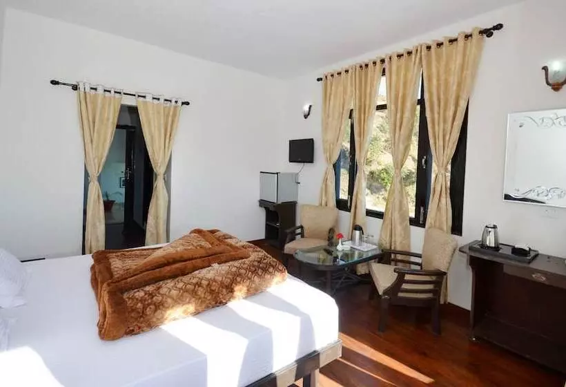 Hotelli Green Oak Resort