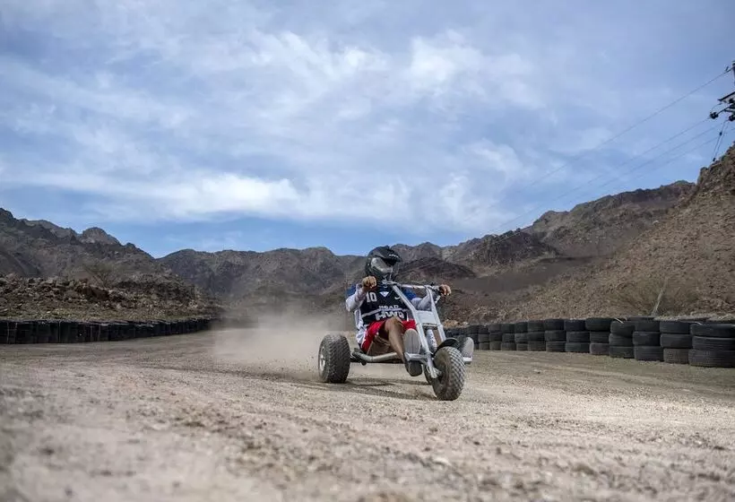 Hotelli Hatta Sedr Trailers Resort