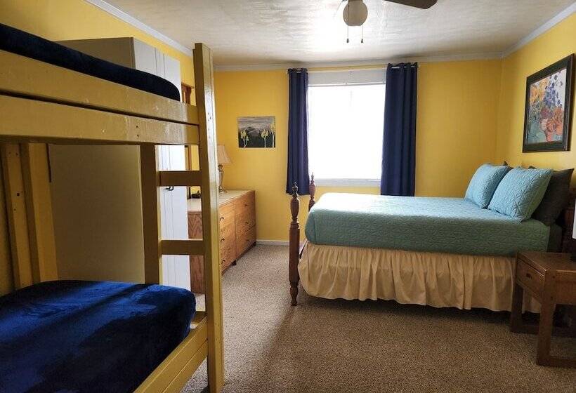 酒店 Inn The Clouds Hostel & Inn