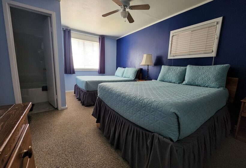 酒店 Inn The Clouds Hostel & Inn