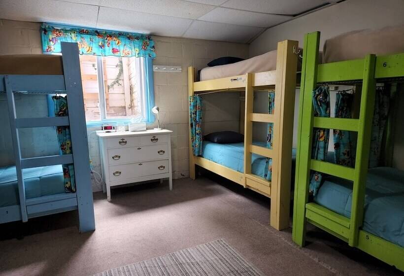 酒店 Inn The Clouds Hostel & Inn