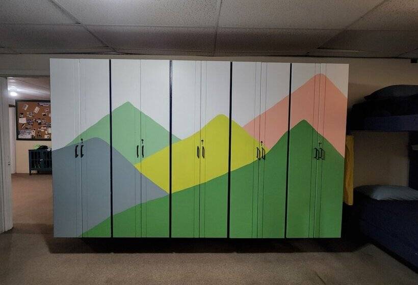 酒店 Inn The Clouds Hostel & Inn