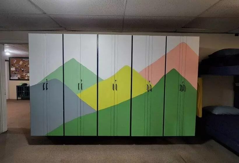 Hotelli Inn The Clouds Hostel & Inn