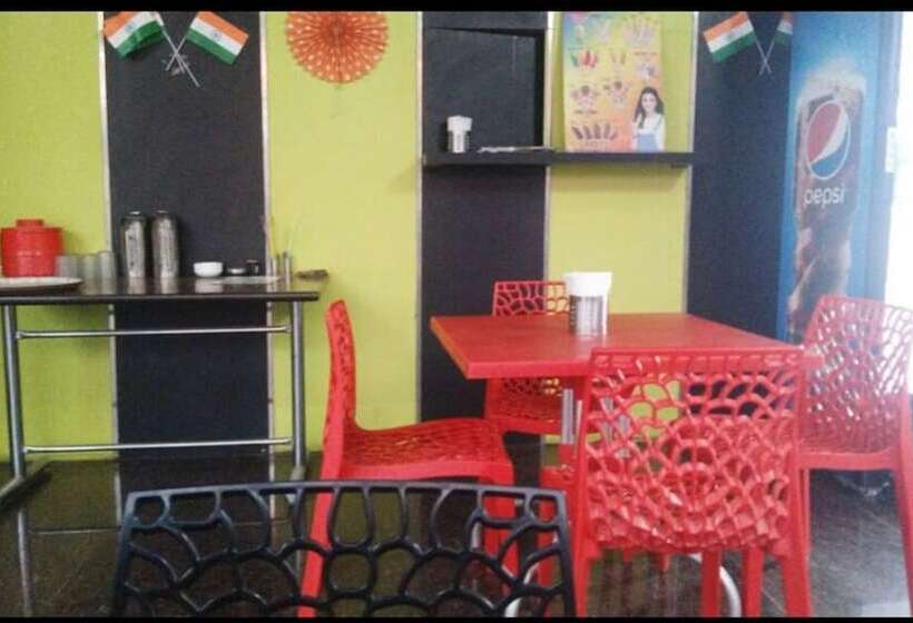 בית מלון כפרי Lords Highway Inn