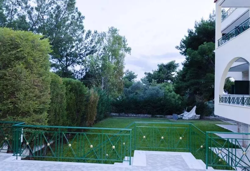 Hôtel Nikolas Studios