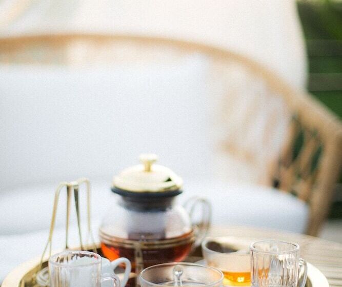 Hotel Release Pool Villa Resort