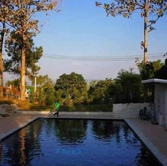 Szálloda Suansaimai Resort