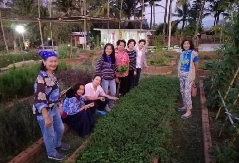 Szálloda Suansaimai Resort