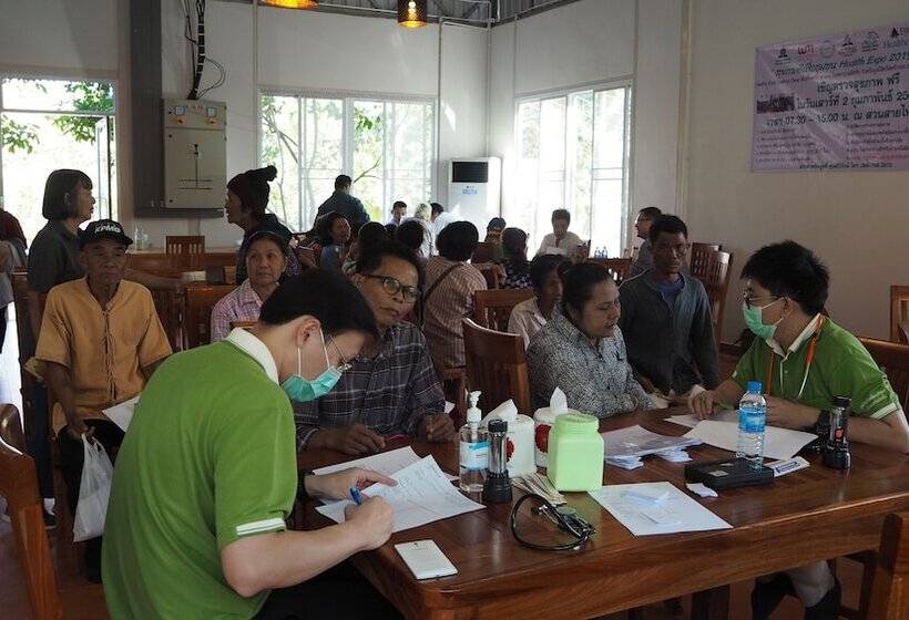 Szálloda Suansaimai Resort