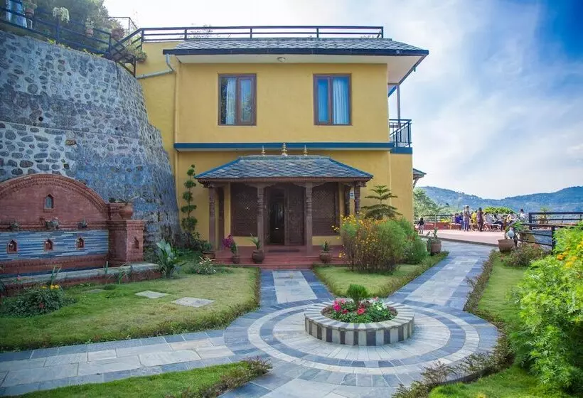 هتل The Lapsi Tree