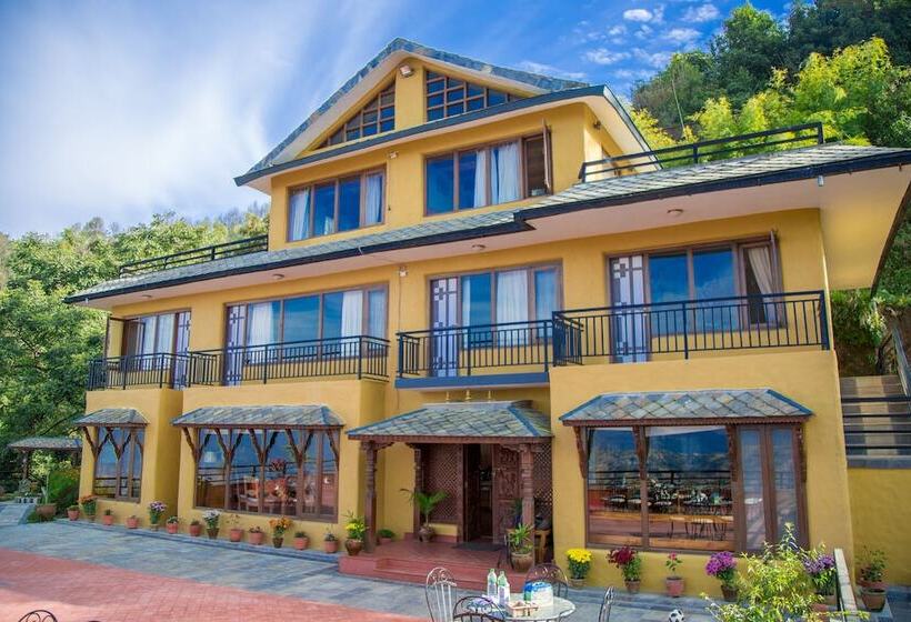 هتل The Lapsi Tree