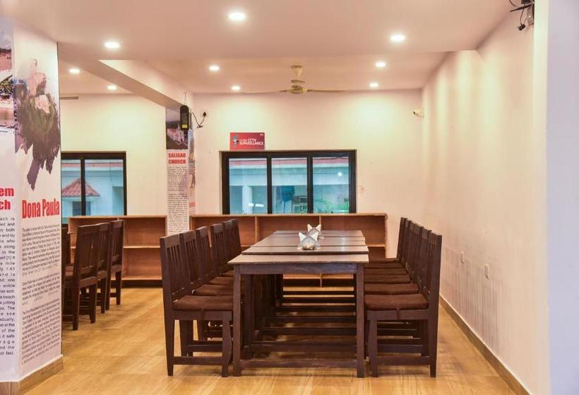 酒店 Candolim Grande