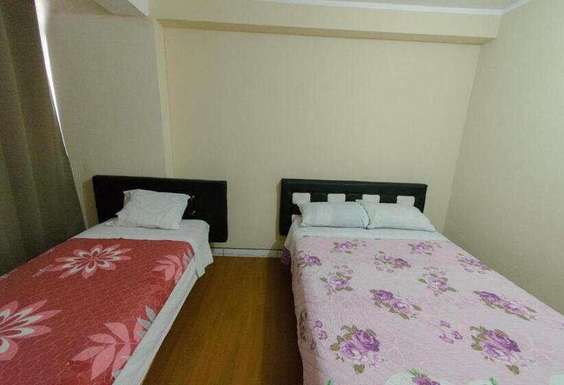 Отель Hospedaje El Viajero Aeropuerto